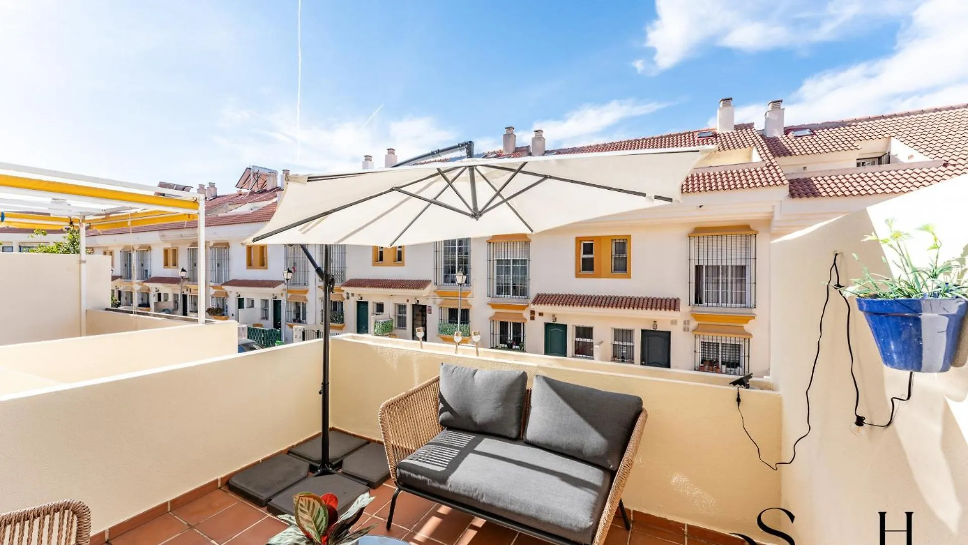 Holiday home 3-Bed Seaview Escape, Pool, Garage, 4 Terraces Villa Benalmadena Spain