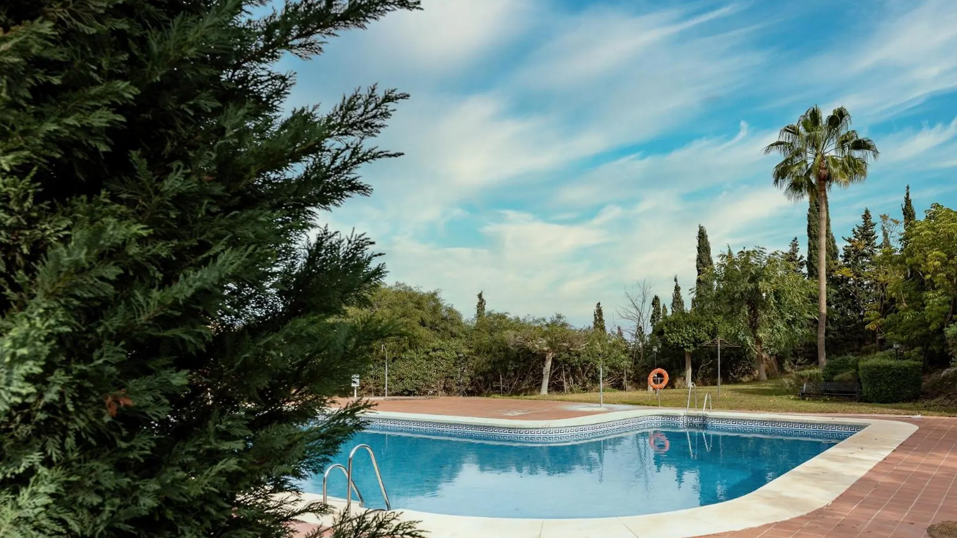 3-Bed Seaview Escape, Pool, Garage, 4 Terraces Villa Benalmadena 0*,